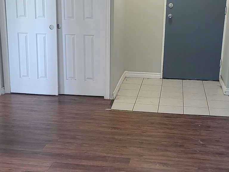 180 Markham Rd #504 — Photo 30