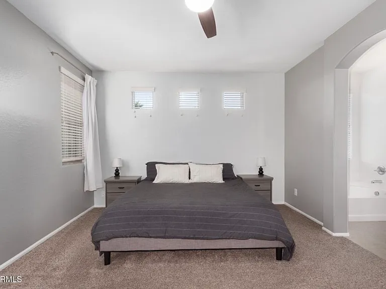 25719 W Victory St — Photo 20
