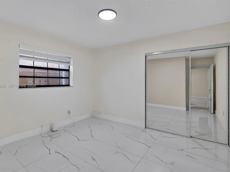 2141 W 53rd St — Photo 20