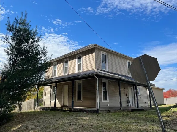 415 N State St, Crooksville, OH 43731