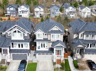 23849 103a Ave, Maple Ridge, BC V2W 0E4
