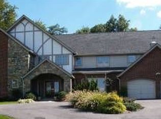 9800 Tibron Ct, Potomac, MD 20854