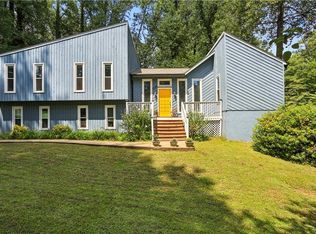 2155 Kinridge Rd, Marietta, GA 30062