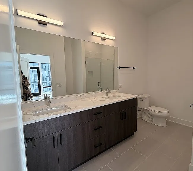 1620 W Hastings St #201 — Photo 10