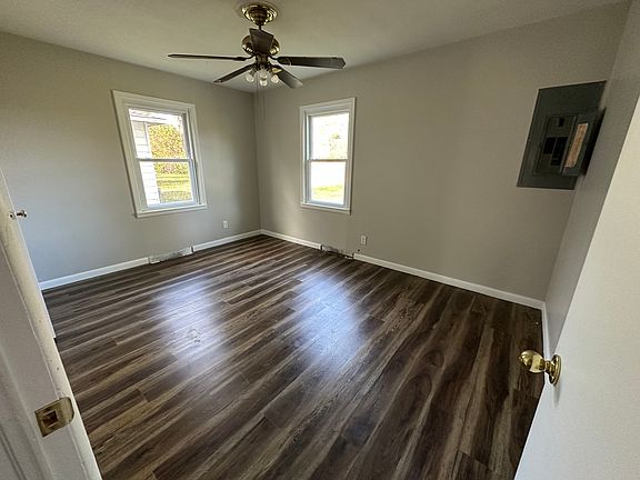 4th image of 1047 7th St