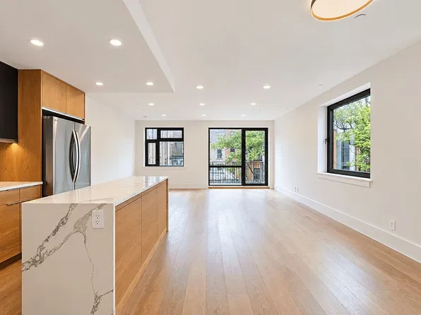 118 Madison St #3, Brooklyn, NY 11216