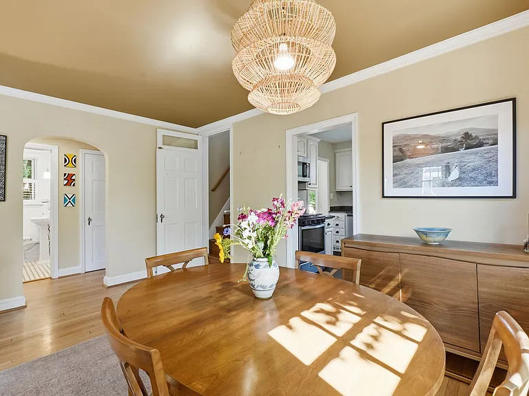 110 Stewart Ave — Photo 7