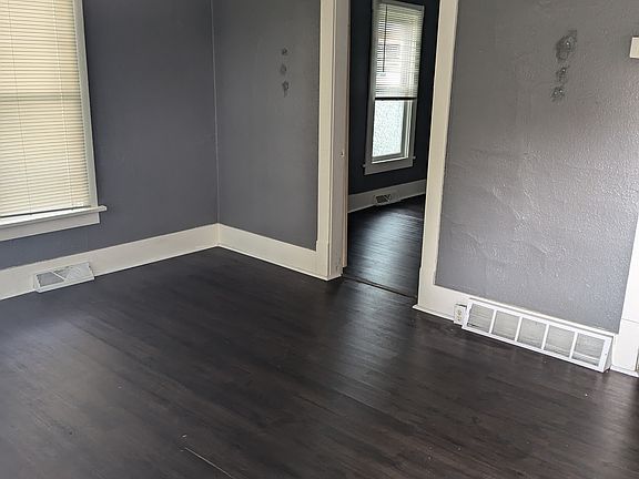 2nd image of 236 W Main St
