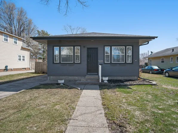 2327 E 13th St, Des Moines, IA 50316