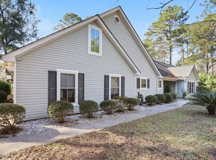 129 Middle Rd, Beaufort, SC 29907