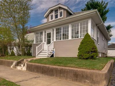 1460 Wood Ave, Bridgeport, CT, 06604