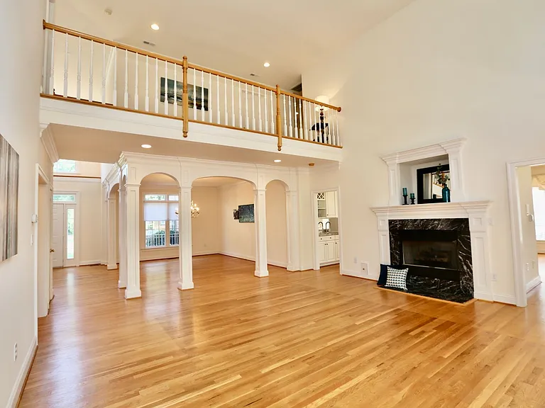 1709 Timber Ridge Ct — Photo 9