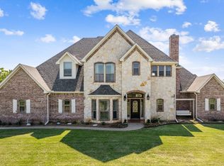 146 Park Canyon Dr, Fort Worth, TX 76108