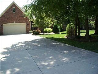 1st image of 222 Summerlake Cir
