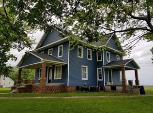 707 E Jackson St, Maroa, IL 61756