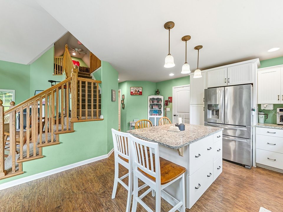 37th image of 2650 Haywood Hollow Rd