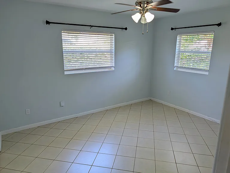 2609 Ives Ave — Photo 16
