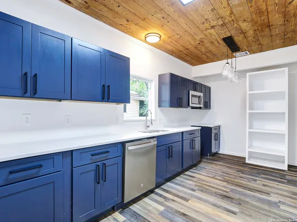 511 W RIDGEWOOD CT, San Antonio, TX 78212