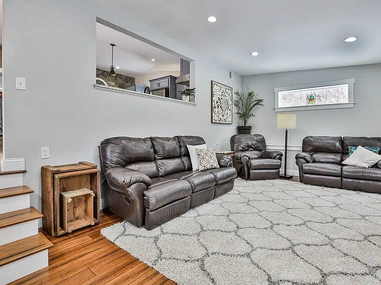 109 Ministerial Rd — Photo 20