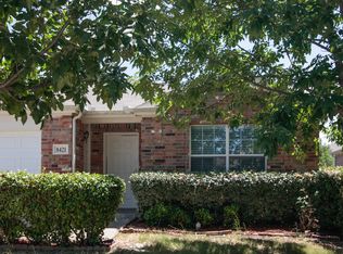 8421 Vicksburg Ln, Fort Worth, TX 76123