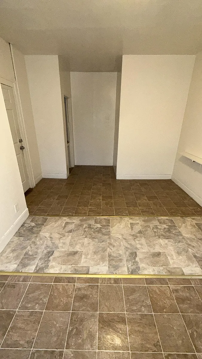 Building Photo - 57 4th Ave #2B