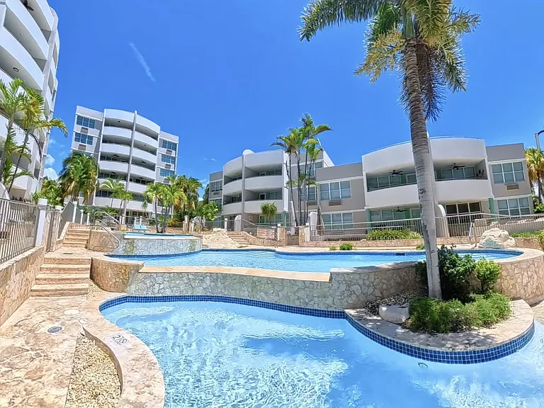 Building B Condominio Vistas De La Bahia #Apt. B-401 — Photo 19