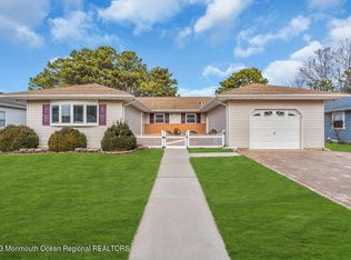 243 Orlando Blvd, Toms River, NJ 08757