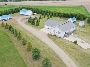 37948 127th St, Aberdeen, SD 57401