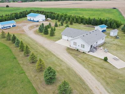 37948 127th St, Aberdeen, SD, 57401