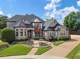 1104 Riverwalk Ct, Colleyville, TX 76034