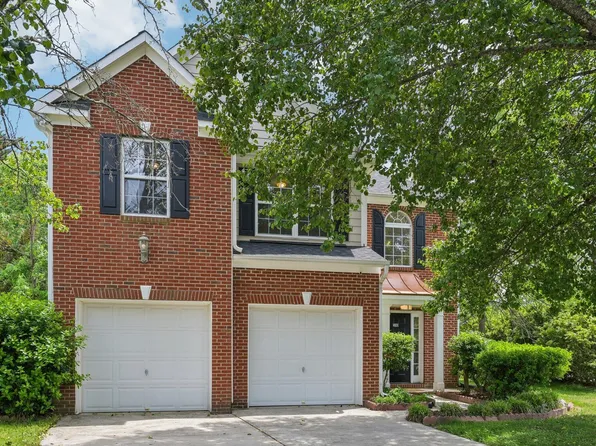 510 N Waters Edge Dr, Durham, NC 27703