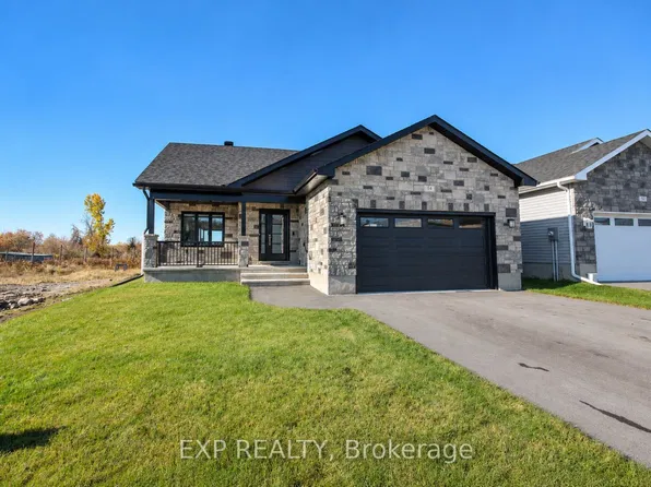 54 Clover Ln, South Stormont, ON K0C 1P0