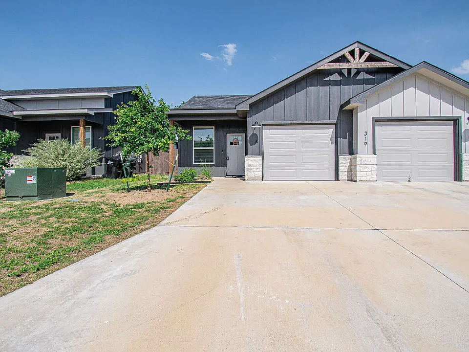 319 Riptide Rd #A
