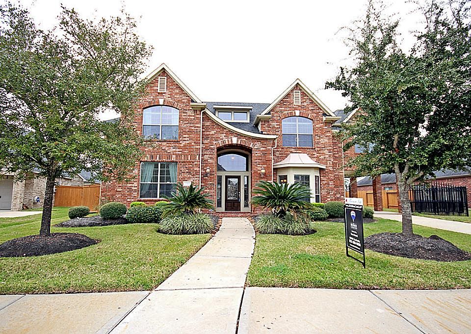 1st image of 3515 Silvercreek Dr