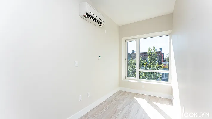 Rented by Nooklyn NYC LLC | media 32