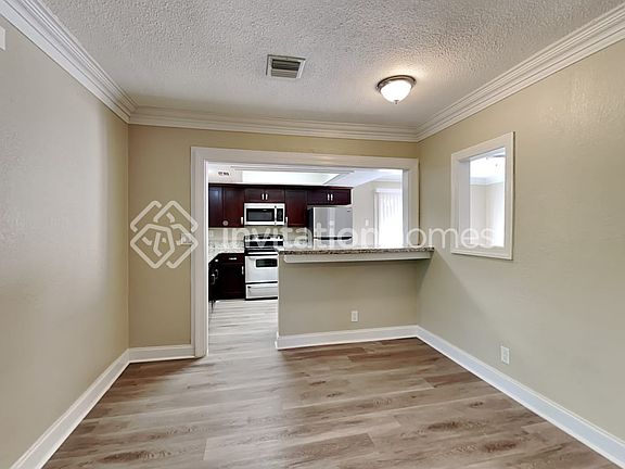 4th image of 7200 NW 80th Pl