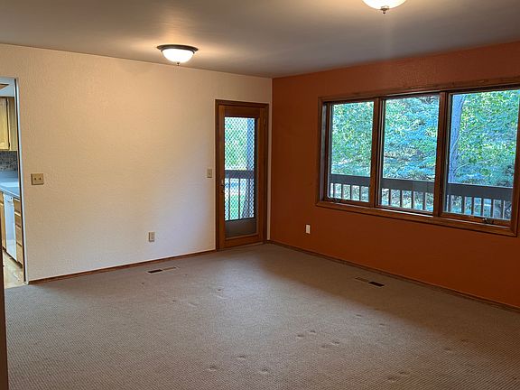 2nd image of 2831 N Walnut Hills Dr