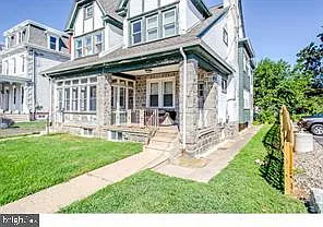 476 Lyceum Ave — Photo 2