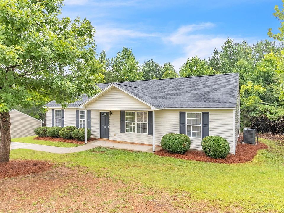 1st image of 208 Riverbreeze Rd