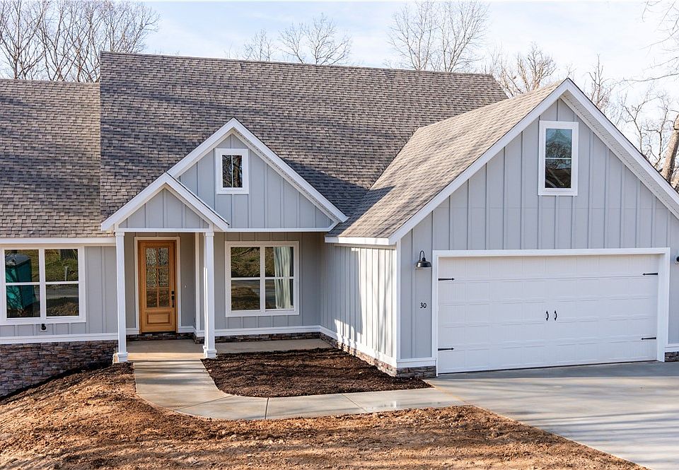 1st image of 30 Merritt Dr