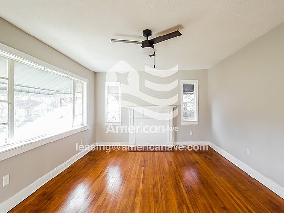 508546_005_wm_-_living_room_13496242.jpg