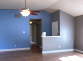10905 Mesquite Dr, La Porte, TX 77571