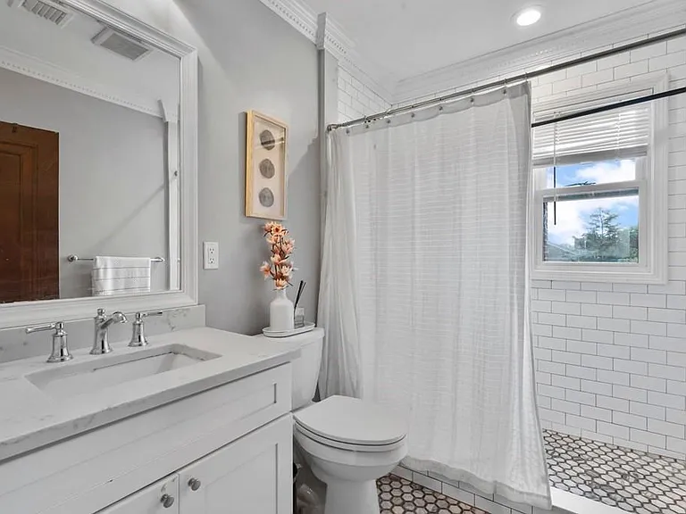 81 Butler St #2 — Photo 22