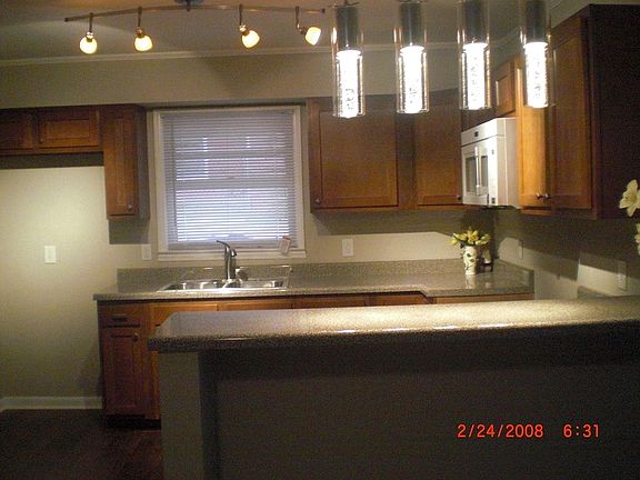 2nd image of 2800 Buchanan St