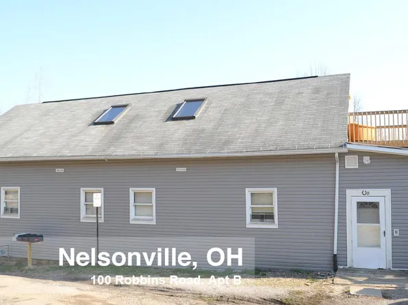100 Robbins Rd APT B, Nelsonville, OH 45764