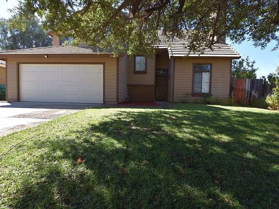 2nd image of 26007 Summer Dawn Ct