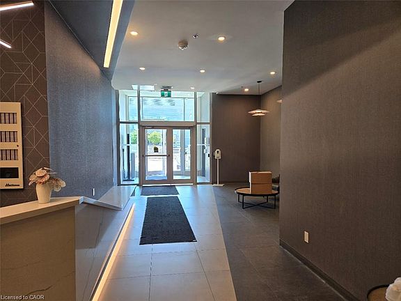 4th image of 60 Frederick St #3803