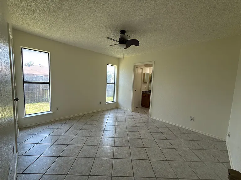 2701 Stanford St #A — Photo 5