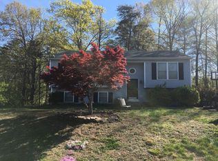 11805 Falcon Ridge Dr, Fredericksburg, VA 22407