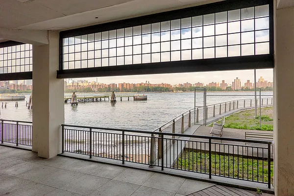 Rented by Compass | media 16